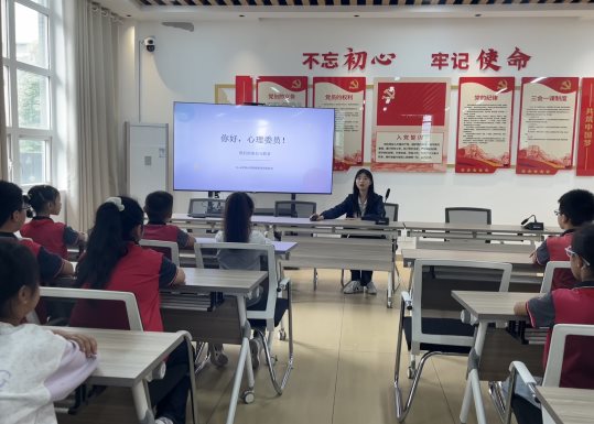 乐山市沙湾区凤凰学校:“三管齐下”,守护学生身心健康