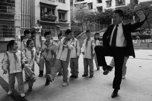 邻水县鼎屏小学:川剧从舞台走进孩子心中
