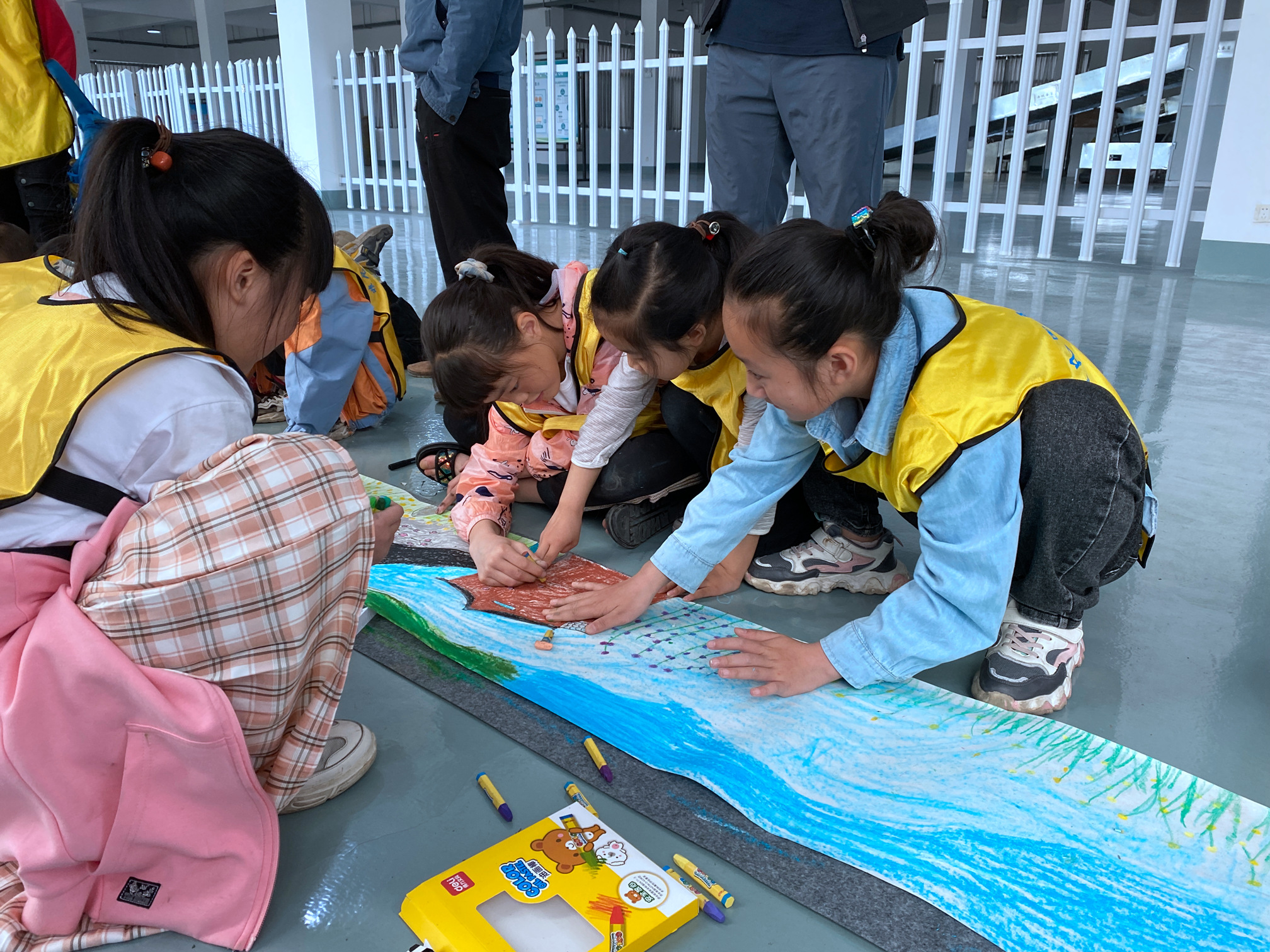民进绵阳师范学院委员会开展百名画童共绘家乡活动
