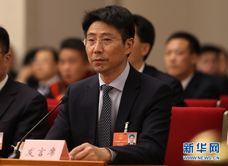 全国人大代表朱世宏:建议建立民族地区和深度贫困地区教师特殊津贴制度