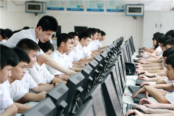 教育部印发《中等职业学校职业指导工作规定》 中职学校应至少配备一名职业指导教师