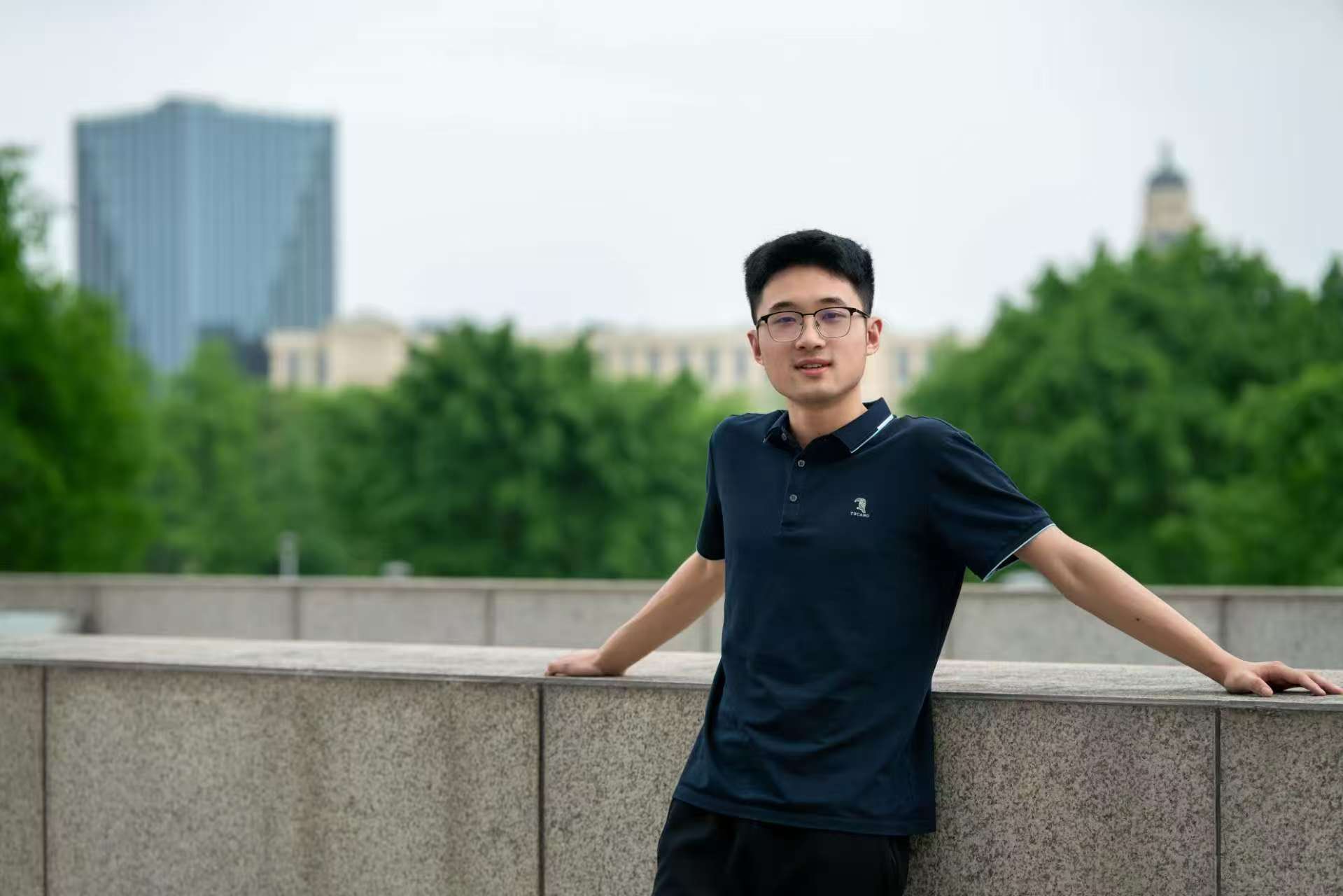 电子科技大学学生黄锐：“创造出让世界惊叹的中国AI产品”