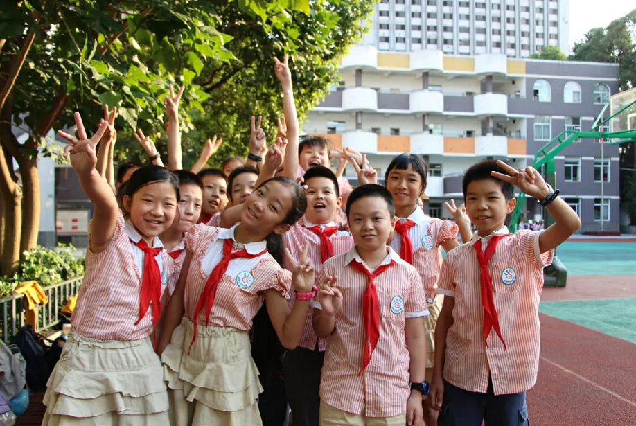 落实“双减”,成都市青羊区6所学校试点“书包不回家”