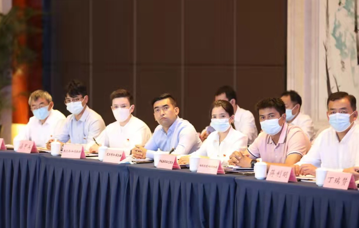 高校辅导员如何当好新时代大学生的引路人?这个会上他们分享了这些故事