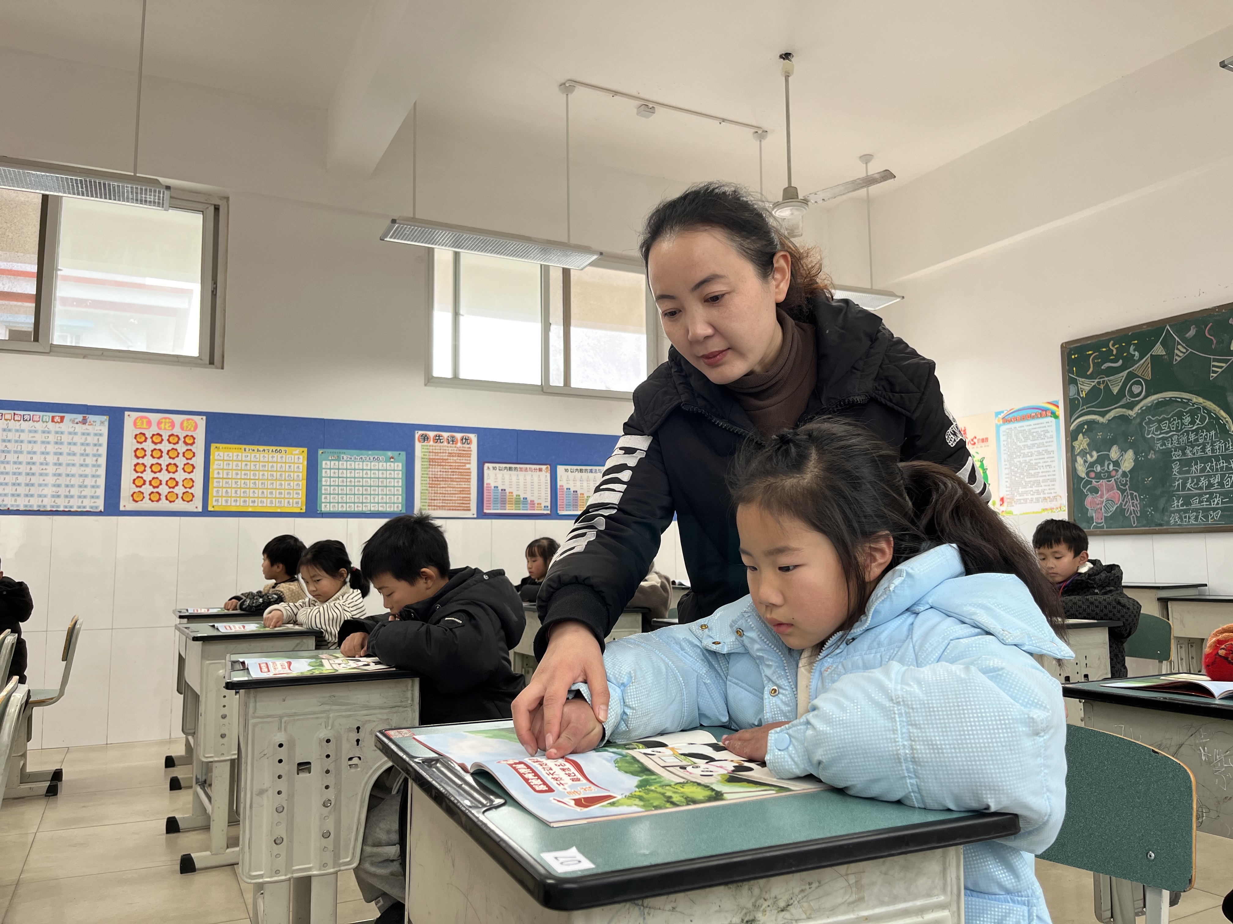 北川县通泉小学教师王海艳:我和21朵小花共成长