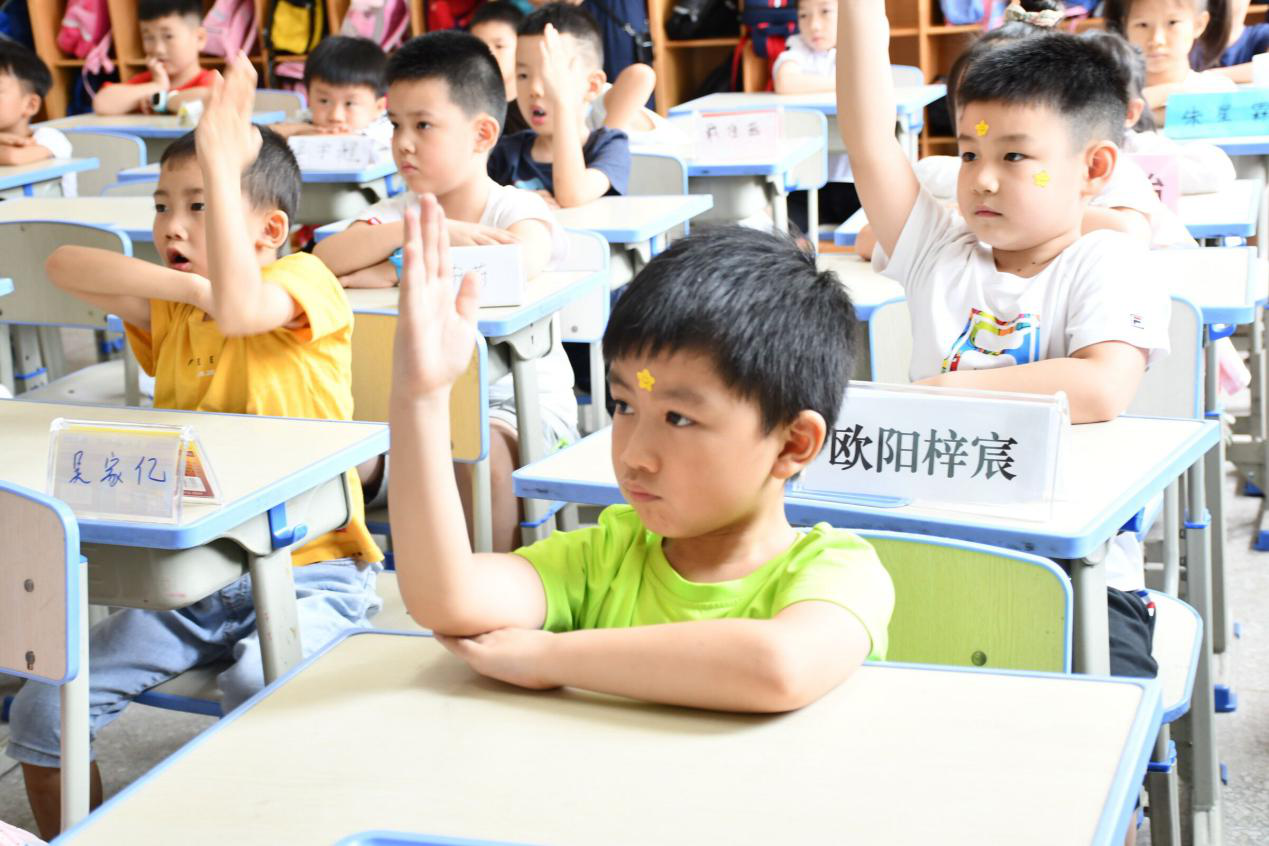 从“双新”到“双星”，看这所学校如何用课程施展魔法！