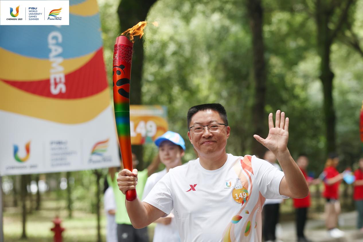 我是大运火炬手 | 王辉:用大运精神激励中职学生成就人生梦想