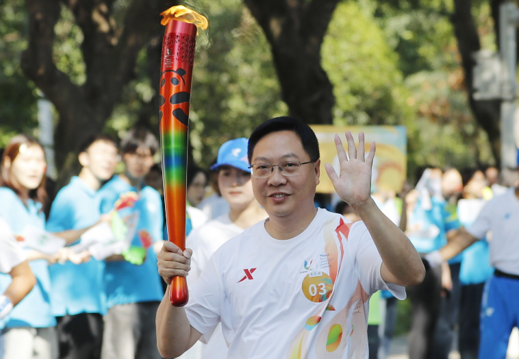 我是大运火炬手 | 数学教师马杰:专注并坚持就能收获成功与惊喜