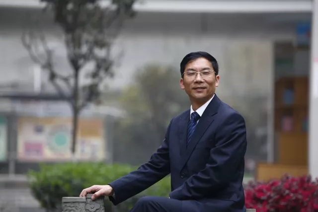 田精耘：耕好教育这亩田