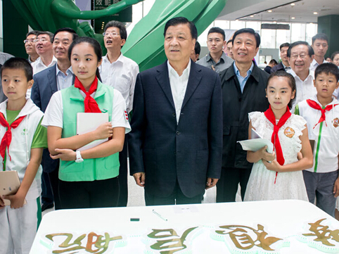 刘云山：把科技教育贯穿青少年成长成才各阶段