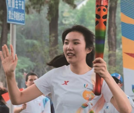 我是大运火炬手 | 川大考古学研究生吴京蔓:传递向未来奔跑的动力