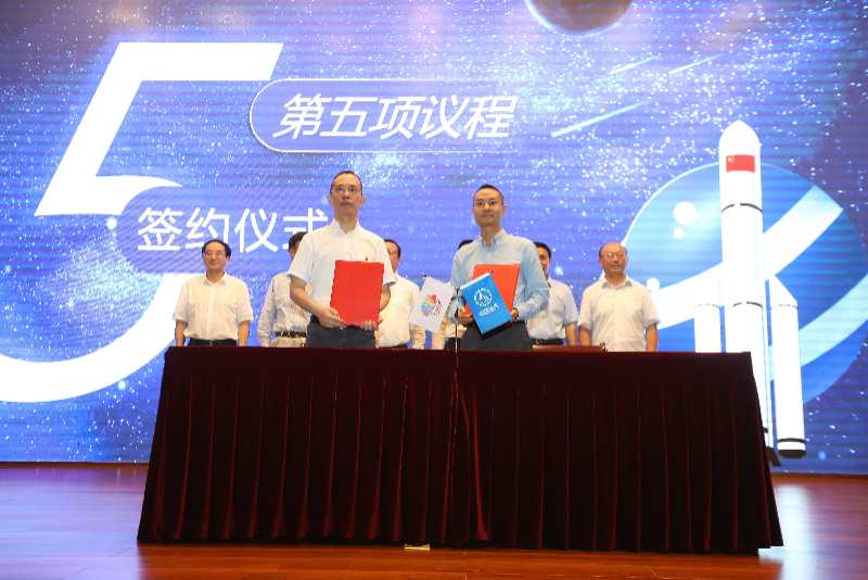  成都七中万达学校“未来科学家班”项目启动，学生在校可获科学家指导