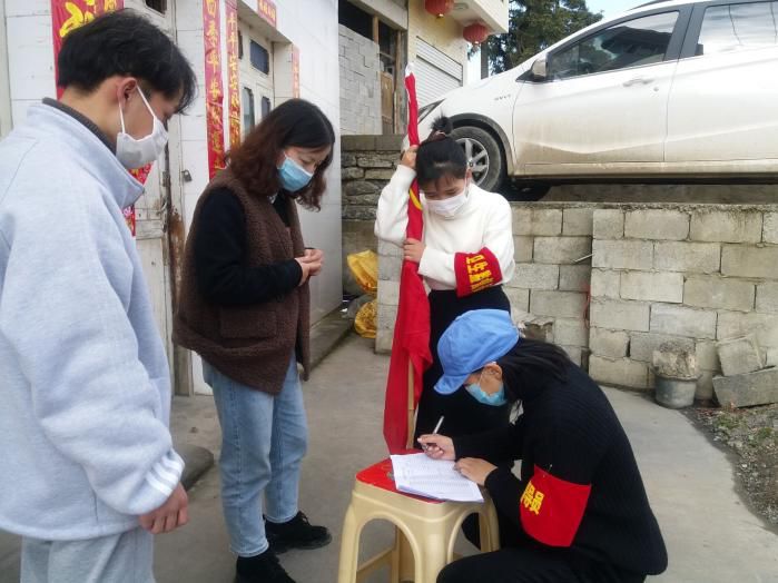 从“千禧宝宝”到“一线志愿者”,这群大学生战“疫”勇担当