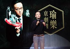 “瑜教于乐”: 王珮瑜作客西南科大别样传播京剧艺术