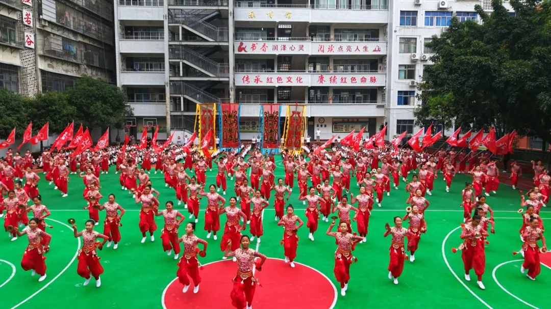 巴中市:翻山铰子“响”校园,非遗传承展新篇