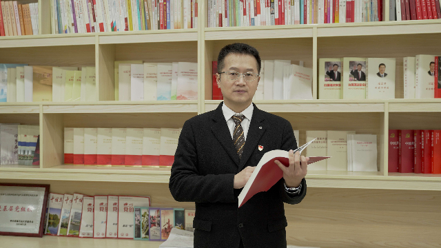 2025年四川省“最美教师”|朱红钧：扎根盆地 心怀大海   为海洋开发培育人才