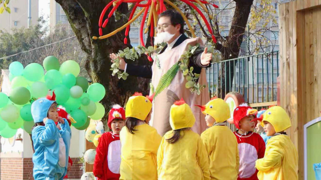 江油市城东幼儿园“冬藏趣享·科创迎新”幼儿亲自然AI故事会上演