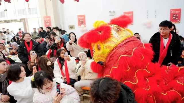 2026新春走基层|留校亦归处,青春的奋斗“不打烊”