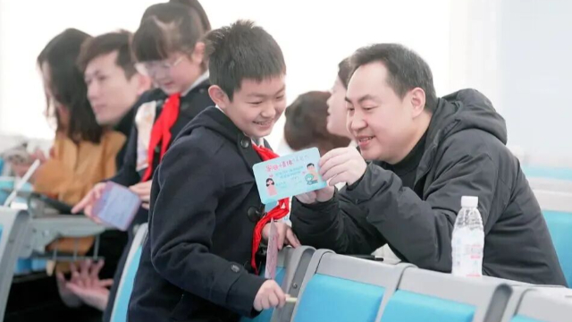 解码情绪教育：消除“亲子温差”，和孩子一起打败“情绪怪兽”