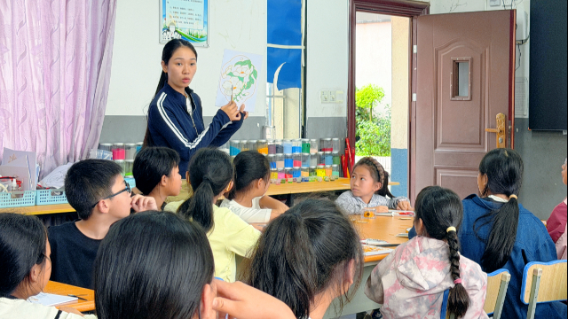 广安市前锋区观阁小学：指尖接力润童心 绽放非遗之花