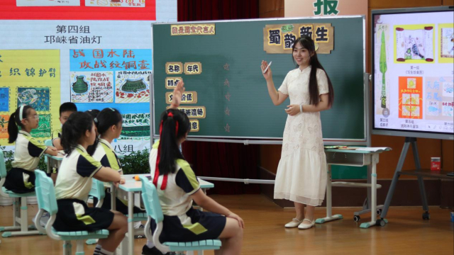 示范课展示、实践项目观摩,成都高新区研讨STEM课程常态化实施路径