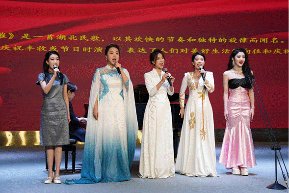 中国音乐学院师生走进巴中，传唱红色经典