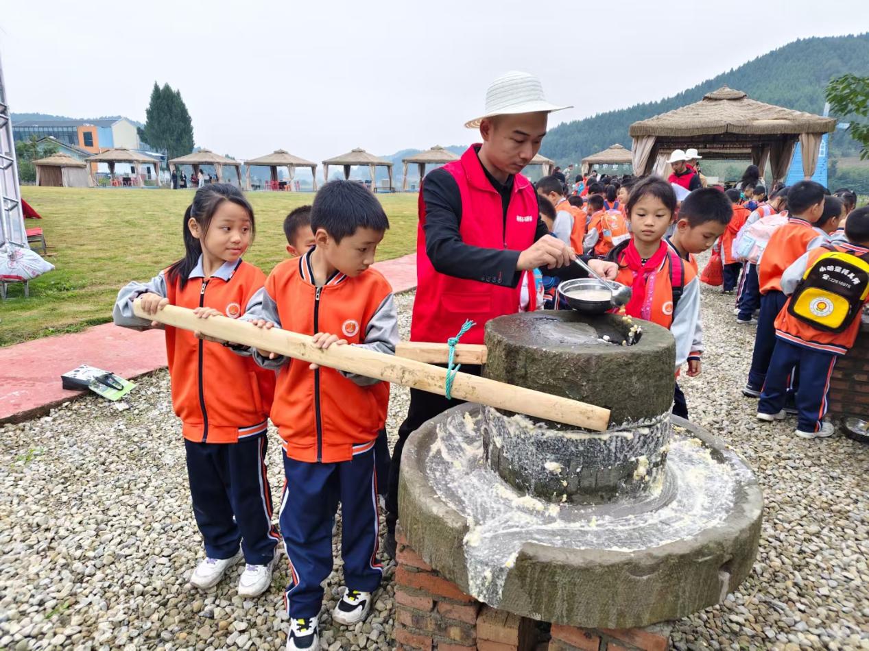 西充县惜字塔小学:享农耕之趣,悟研学之道