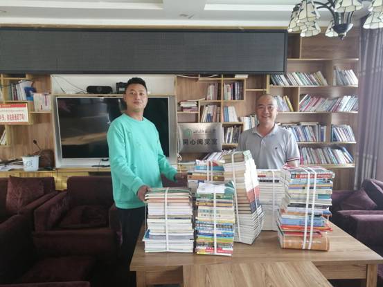 捐赠图书、完善管理体系,四川师大助力民族地区脱贫