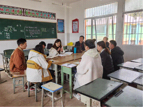 成都市玉林小学赴布拖县开展“送教下乡”活动