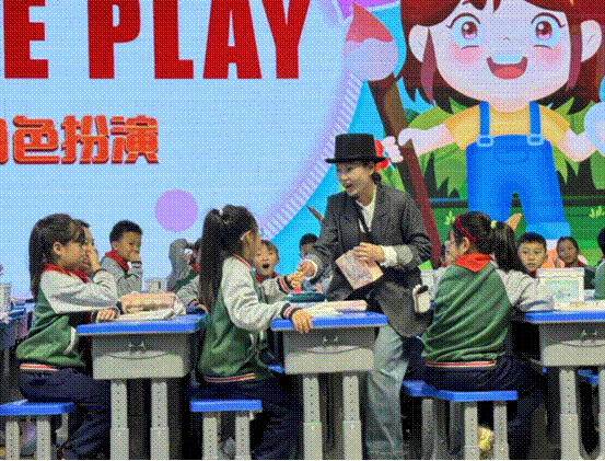 乐山市沙湾区举行小学英语新教材专题研讨活动