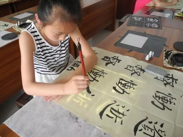 学生题字7.webp.jpg 学生题字7.webp.jpg