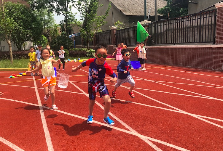 成都市锦汇东城小学庆六一