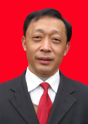 最美乡村教师|邓勇:三尺讲台,润物无声