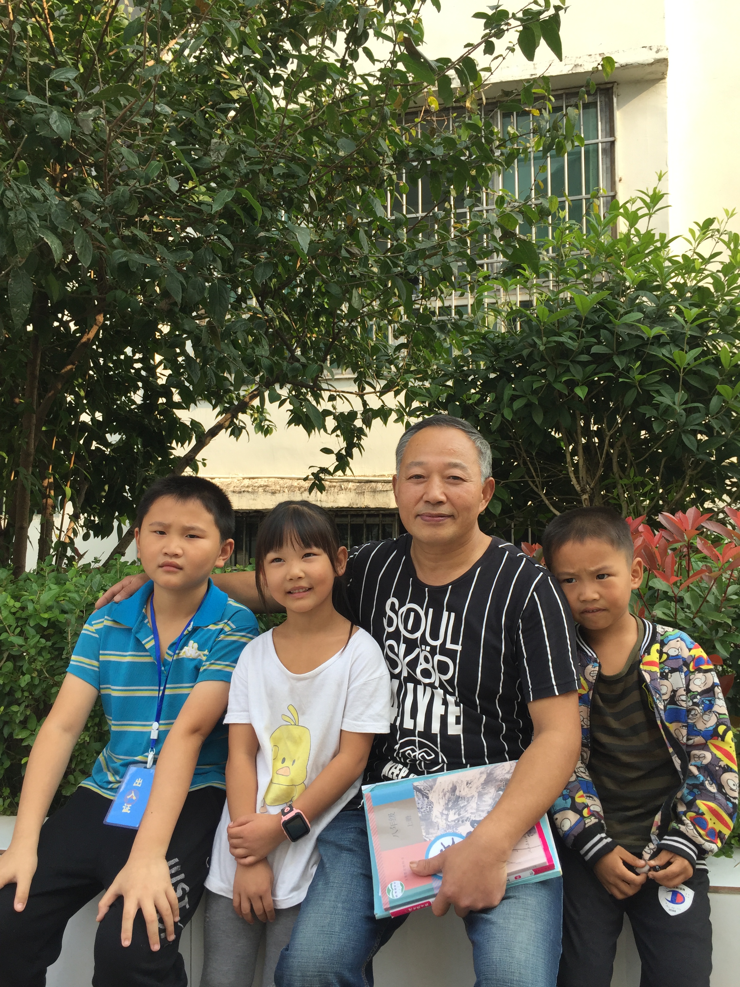 最美乡村教师丨李卓全：汗水与幸福相伴