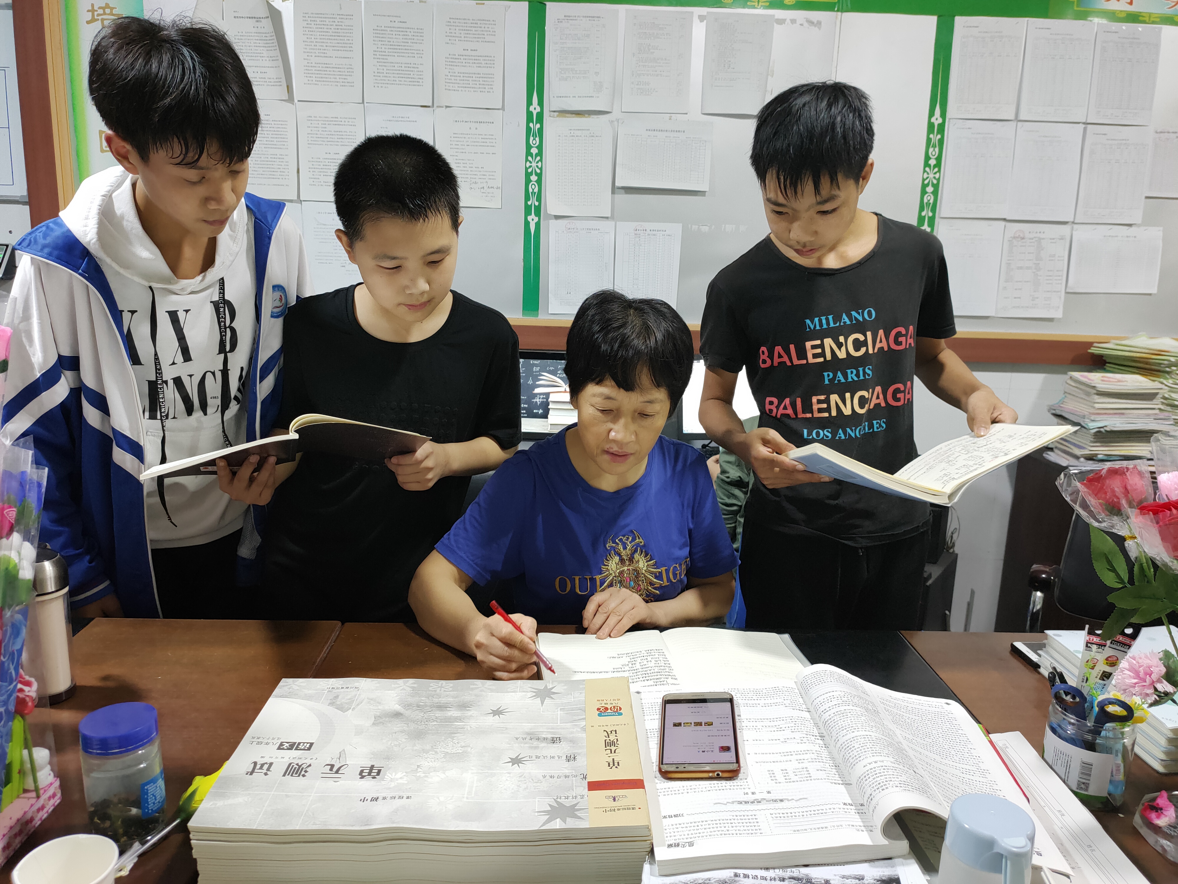 最美乡村教师丨张秀华:扎根山乡为春泥 催开桃李竞芬芳