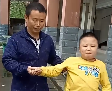 最美乡村教师 | 杨学伟:守护乡村,播洒师爱