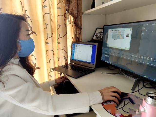玉带河学校老师录课.jpg 玉带河学校老师录课.jpg