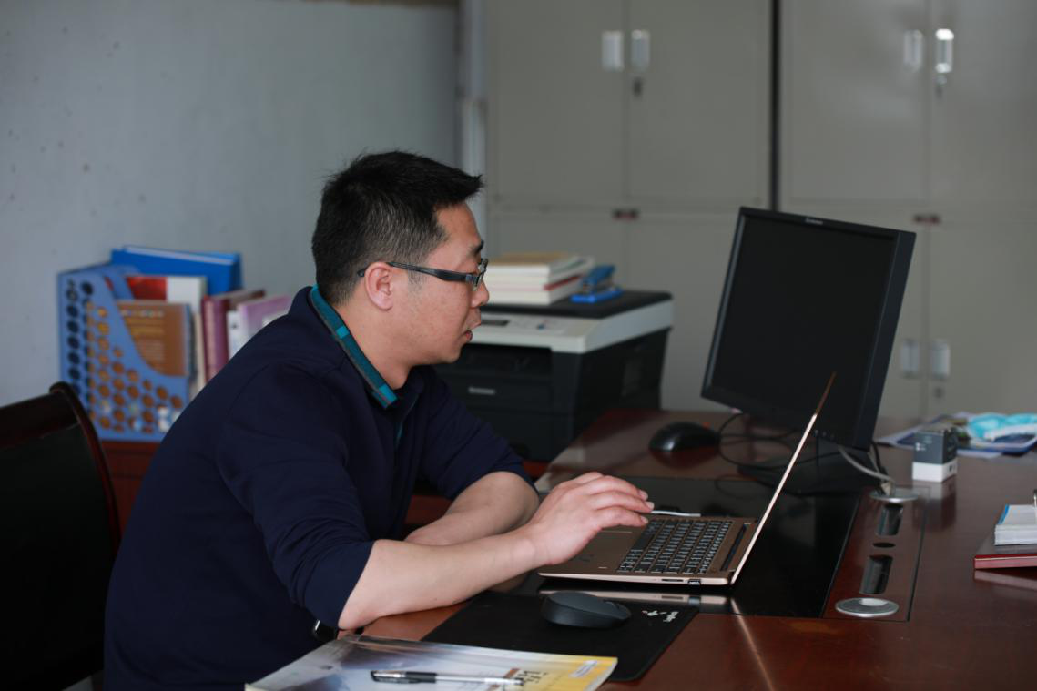 珙县:“线上教学”不松懈,“线下”齐发力