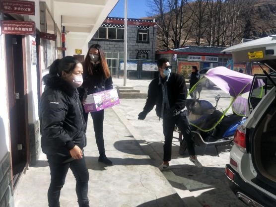 稻城2.jpg 稻城2.jpg
