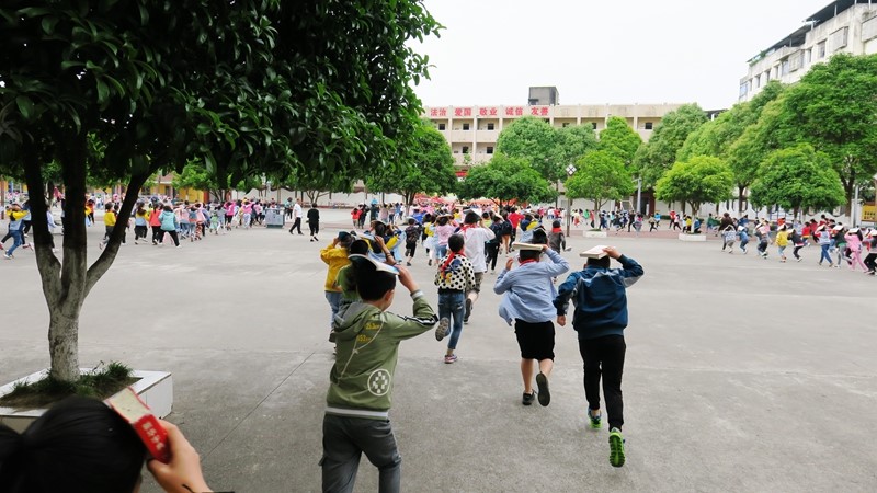 安州区黄土小学及附属幼儿园 1.jpg