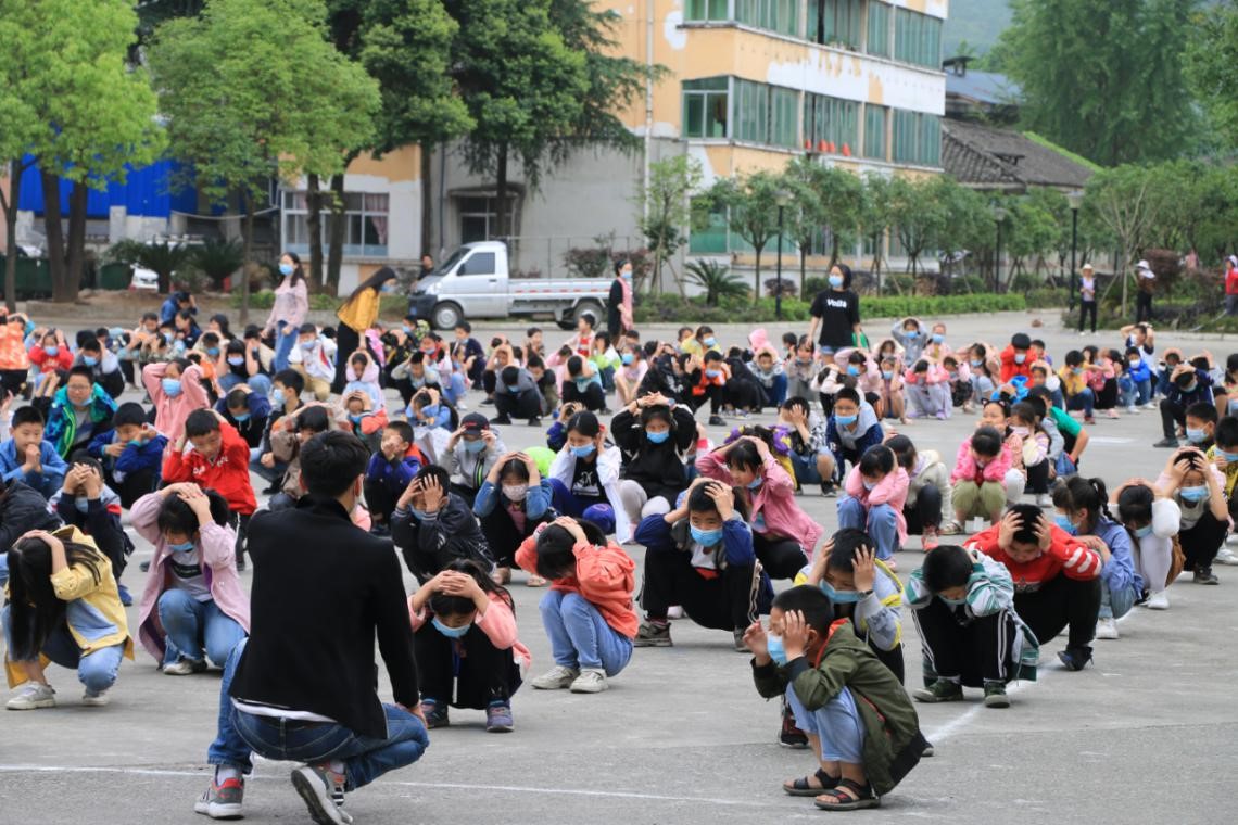 安州区桑枣镇小学.jpg