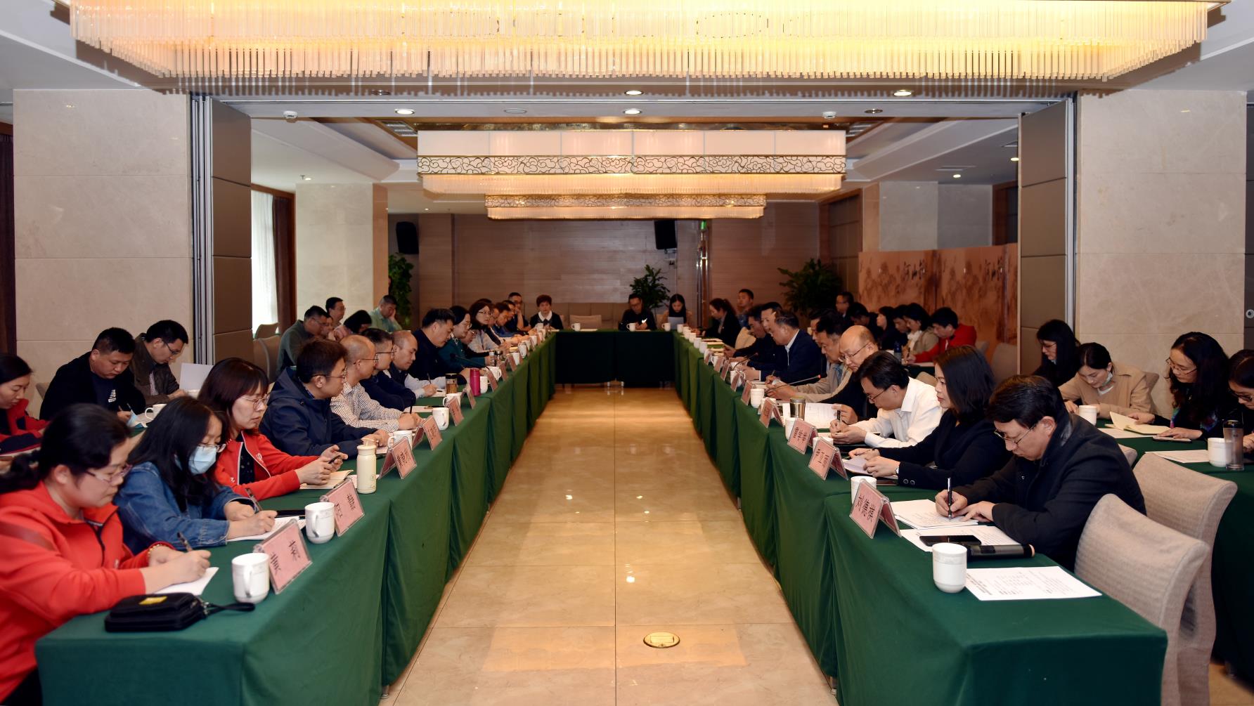 啃下脱贫的“硬骨头”!西南医科大学赴昭觉县决战脱贫攻坚