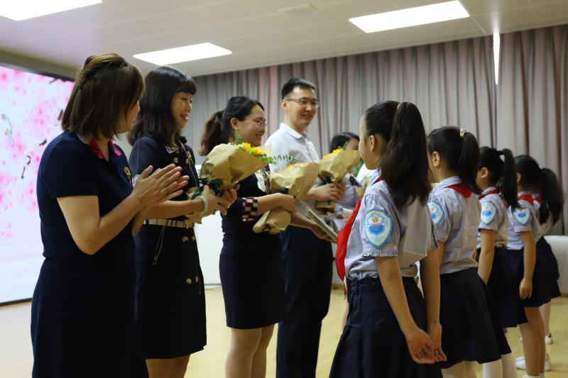 成都金牛区举行班主任工作分享会,并准备了“特别礼物”