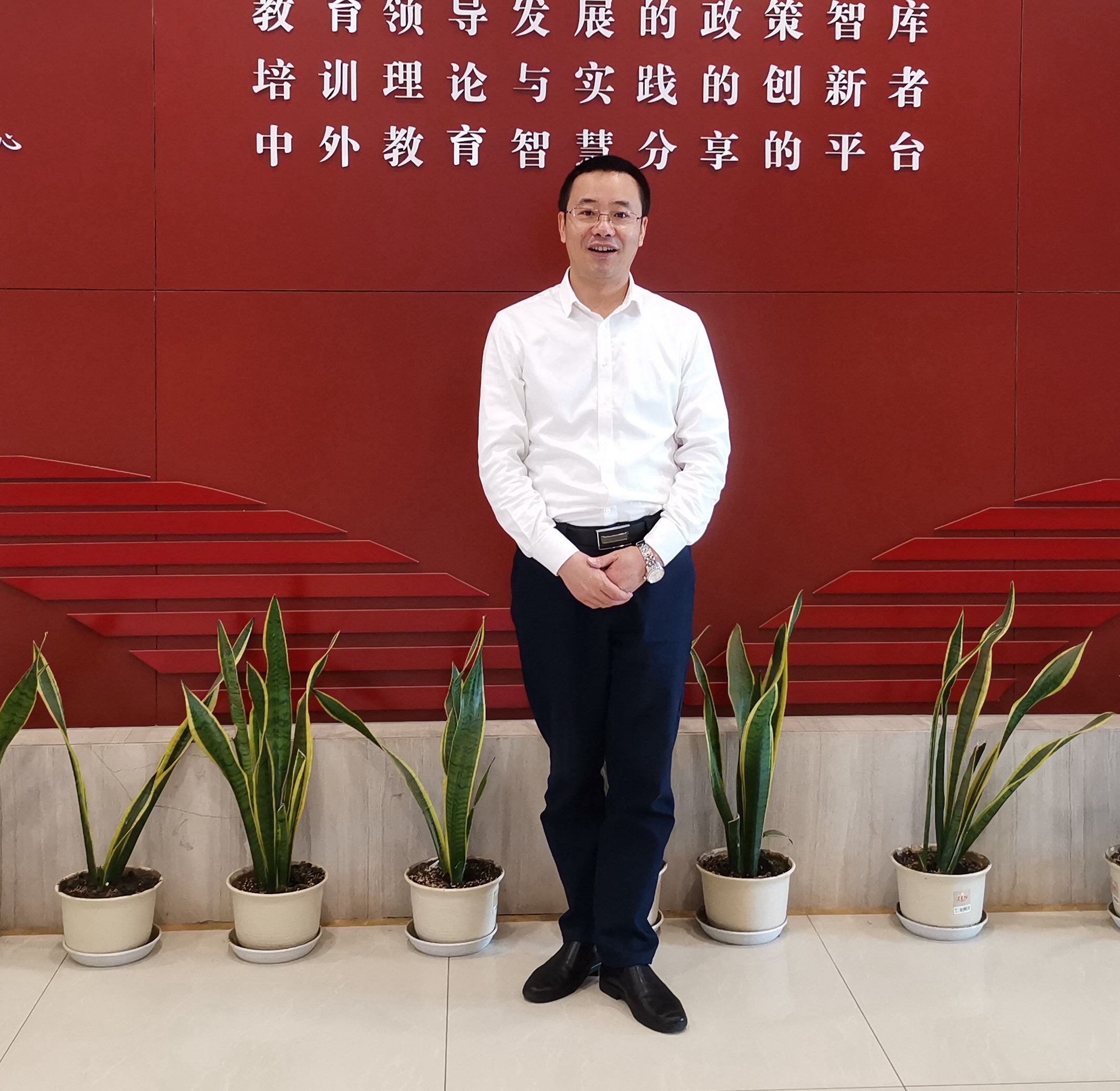 李维兵 3_副本.jpg