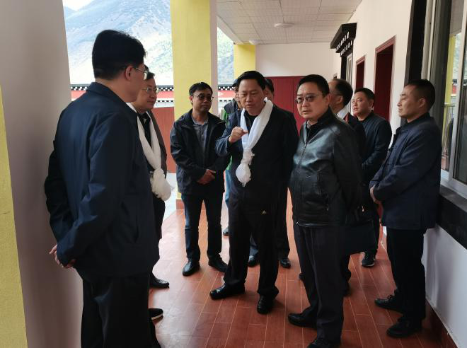 稻城丨藏汉人民一家亲,珠海帮扶稻城教育用真情