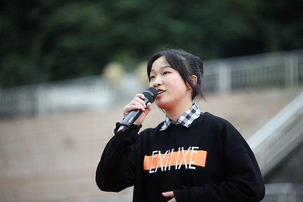 青春音你而“悦”——夹江中学举行校园十佳歌手决赛