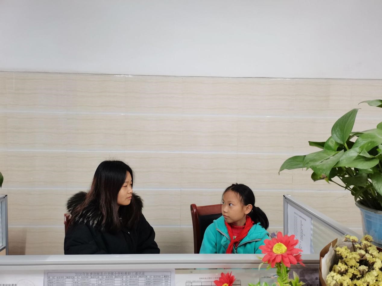 白龙小学2.jpg 白龙小学2.jpg