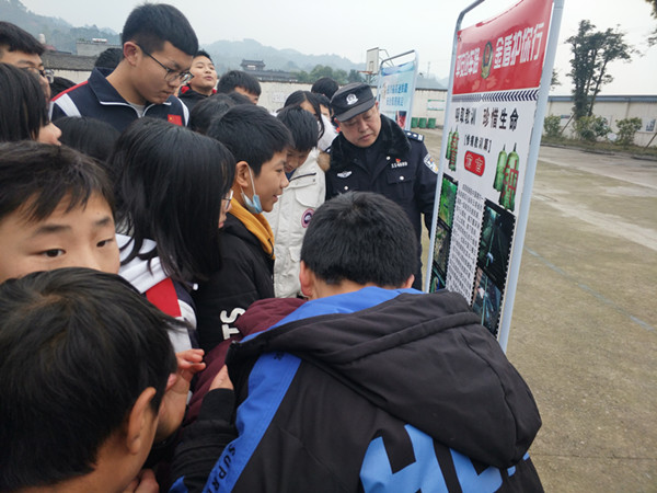 图片2.png 图片2.png