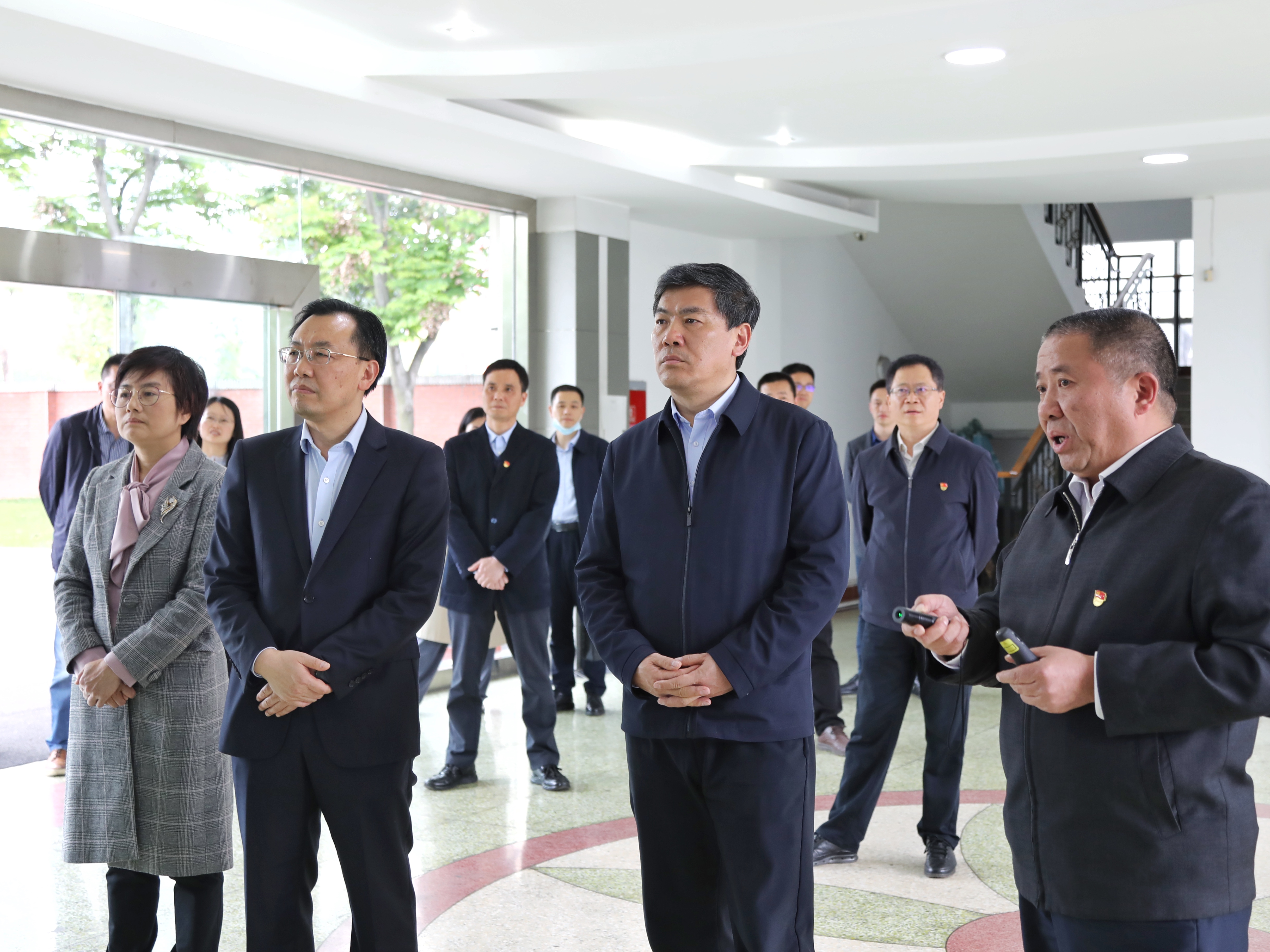 罗强在德阳调研职业教育工作