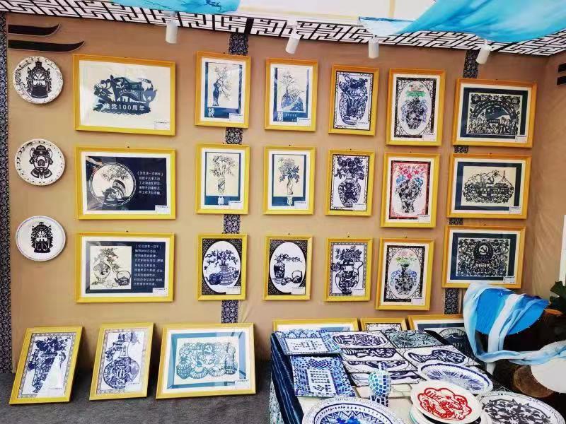 高县举办“文轩杯”学生艺术实践工作坊展